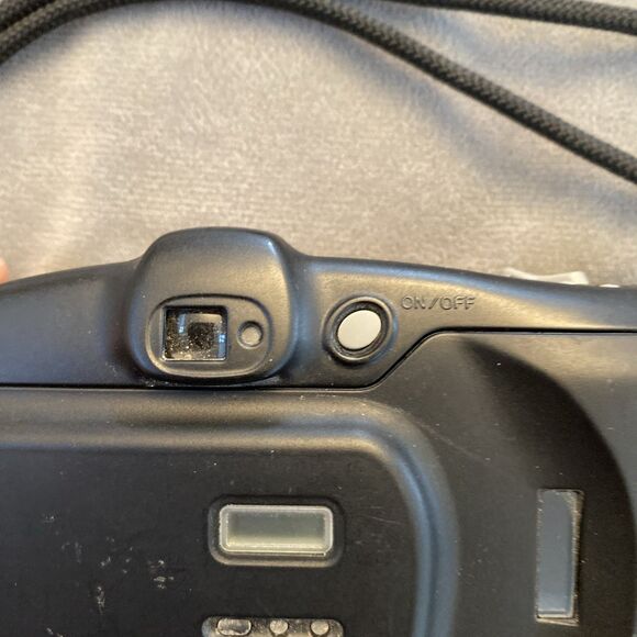 Minolta Freedom Action Zoom Point & Shoot Camera 38-60mm Untested - Picture 9 of 14